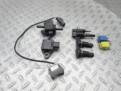 2020 18-21 BMW R1250RT 1250 RT 12V Power Socket Tip Angle Air Valve Temp Sensor - Picture 9 of 11