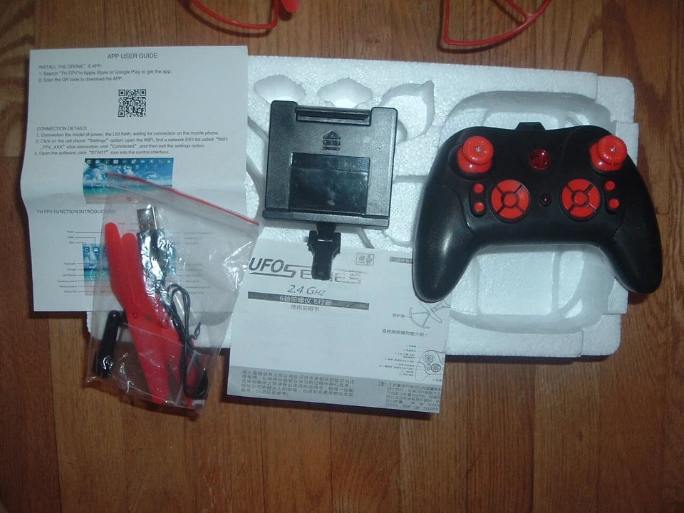 Hunters HDRC 2.4 GHz R/C Gyro Remote Control 6 Axis Quadcoper Camera Drone Red - Image 4 of 4