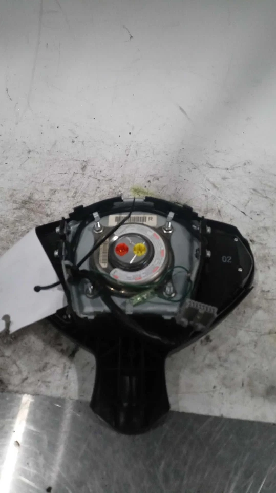 Used Steering Wheel Air Bag fits: 2010 Nissan Maxima driver wheel w/navigation s Foto 2 de 4