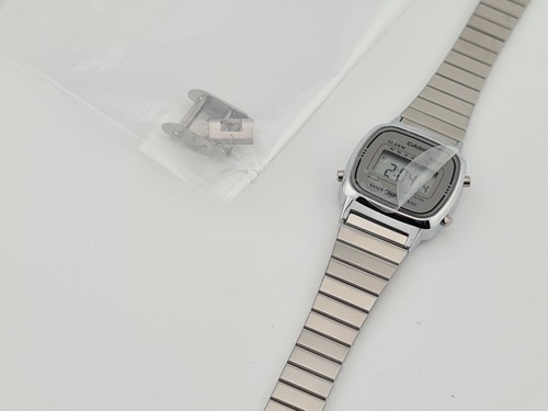 Casio Chrome Coloured Stainless Steel Bracelet Watch. Casio LA670WEA - Picture 24 of 24