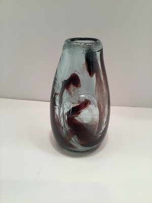 Beautiful Hand Blown Glass Vase Signed  Sacco  6.5  x 3.5  Heavy
