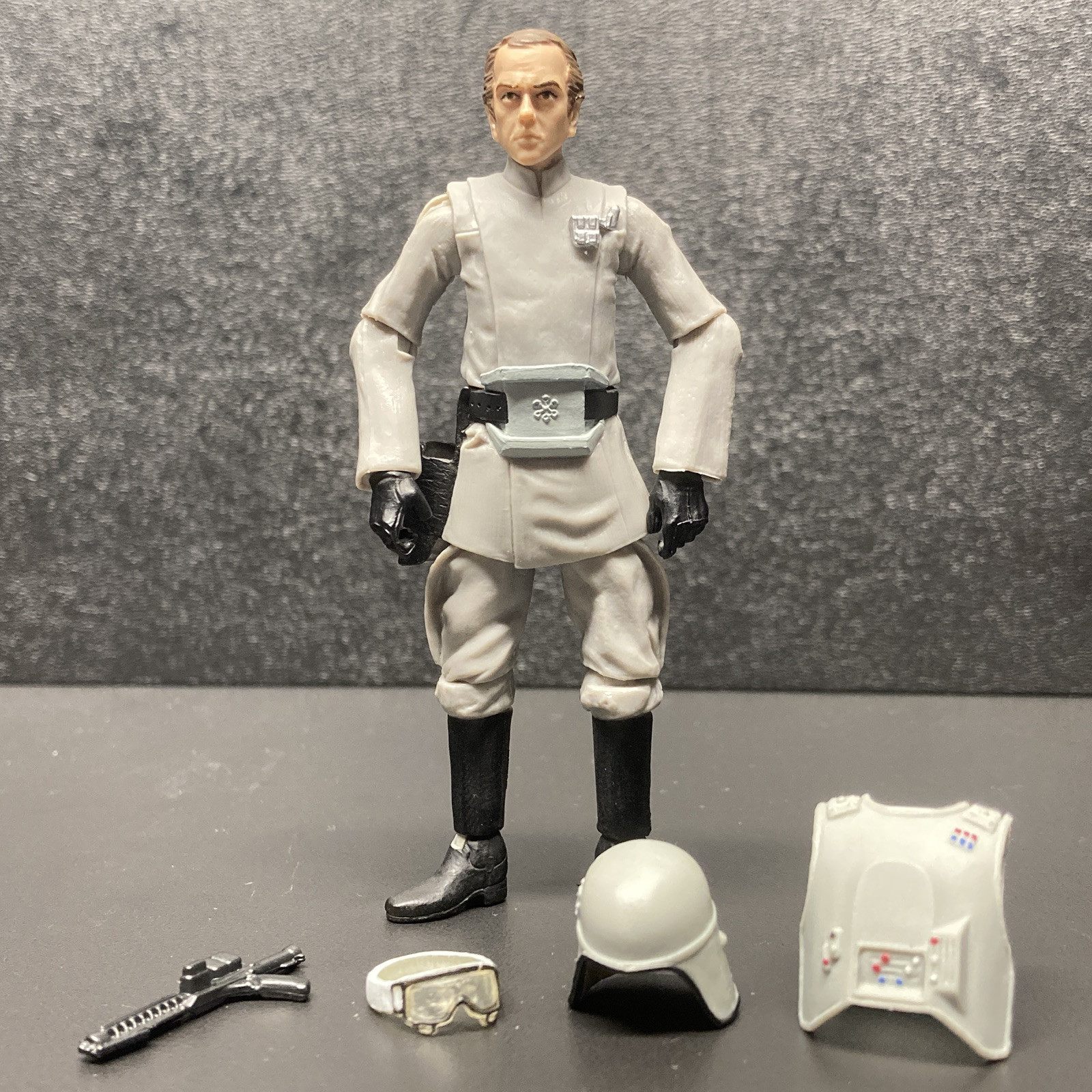 Star Wars Vintage Collection AT-AT Commander VC05 Loose Complete Figure