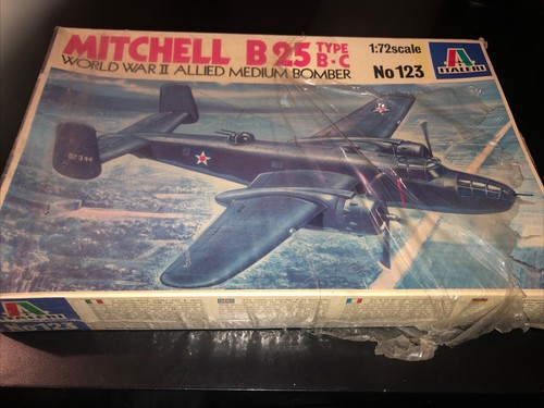 Italeri 1/72 123 Mitchell B25 Type B-C WWII Allied Medium Bomber. Complete. - Picture 1 of 5