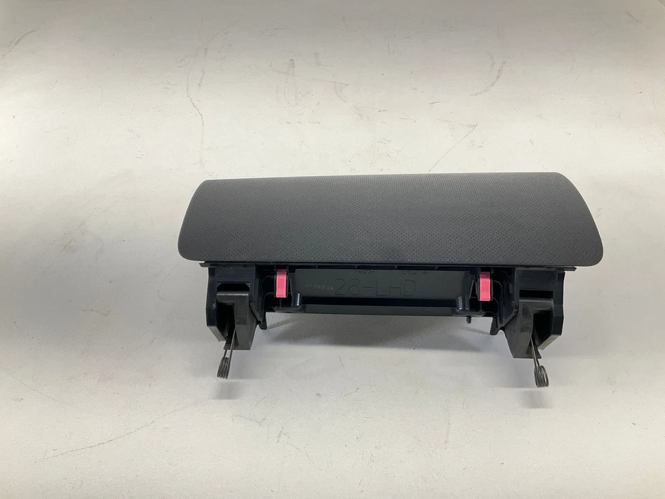 08-12 TOYOTA Scion xD Guantera Compartimento de Almacenamiento Puerta Foto 4 de 4