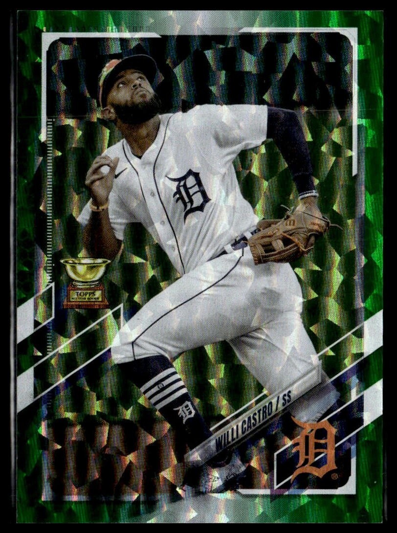 2021 Topps 339 Willi Castro Detroit Tigers Green Foil 346/499 Rookie Cup Card