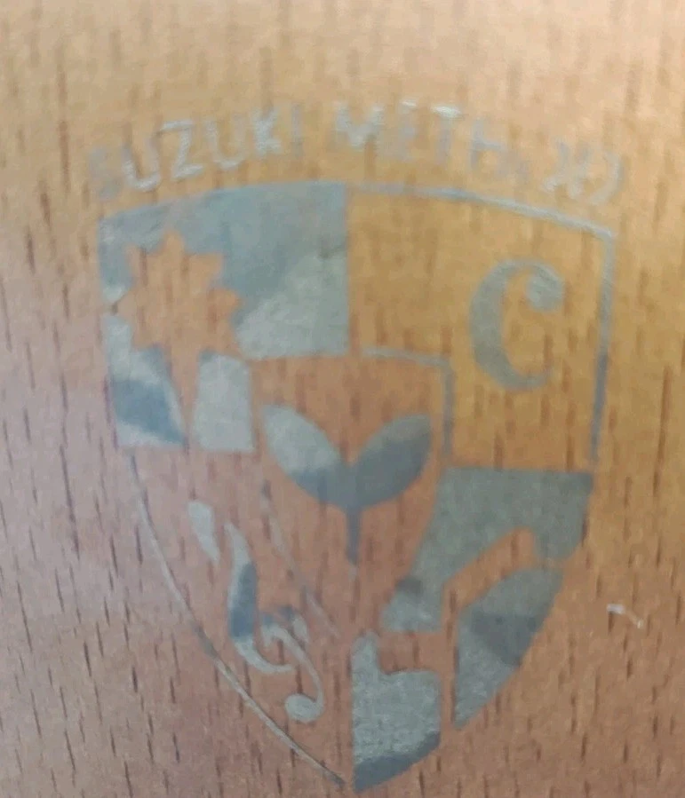 Reloj de Escritorio de Madera Método Suzuki con Marco de Fotos, Diseño Corte Láser Foto 4 de 4