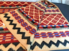 BIEDERLACK MADE IN USA THROW BLANKET Geometric Traditional 56" X 74" ~ TAN/BURG