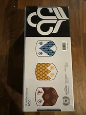 Destiny 2 Guardian Games 2020 Hunter Set: Scarf, Felt Pennant, Pin Bungie Reward