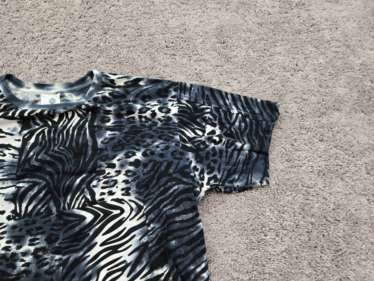 Akademiks T Shirt Mens Small Baggy Hip Hop Allover Animal Print | eBay