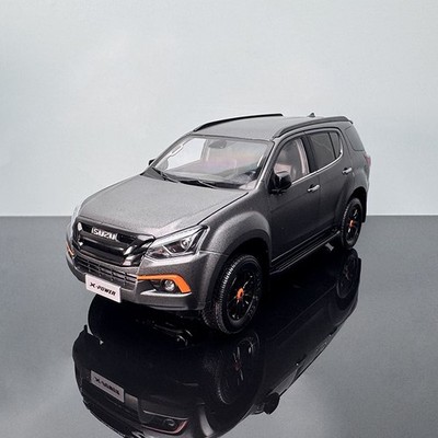 Original 1/18 Isuzu Muyouxia MUX off-road vehicle alloy simulation car model