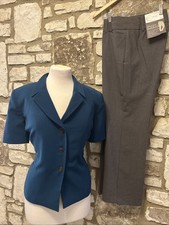 Le Suit Est. 1946 Women s 2pc Petite Pant Suit Gray Teal Blue Sz 12P EUC NWT