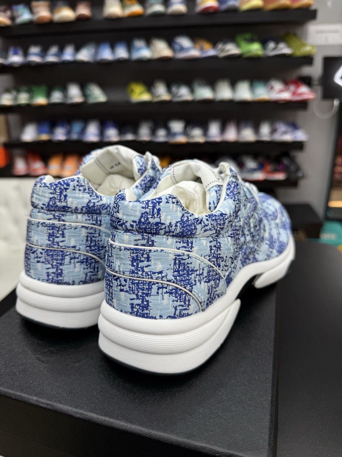 CHANEL CC Logo Sneaker Blue White Size 40.5EU/10.5US(W)/9US(M) $1425 Authentic image 10