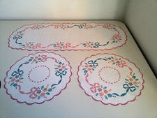 TRIS CENTRINI per COMO' + COMODINI LINO e BISSO Tutto DIPINTO a MANO MAI USATI 