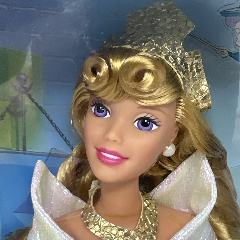 Walt Disney Sleeping Beauty Aurora 1999 My Favorite Fairy Tale Doll NRFB - Изображение 2 из 4