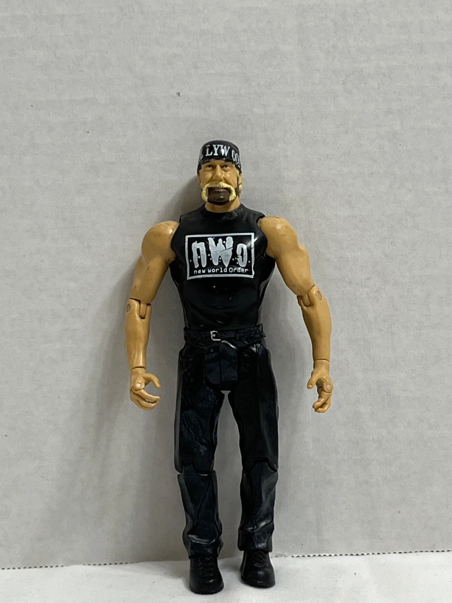 JAKKS Pacific Sports Action Figures Hulk Hogan 2002 Year