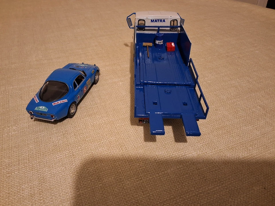 camion Berliet 20 k plateau  porte-voiture et Matra Djet V 1/43 - Photo 4/4