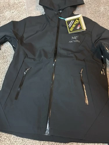 Arc’teryx Beta LT Waterproof GORE-TEX Jacket – Black  Brand New with Tags Size L image 2