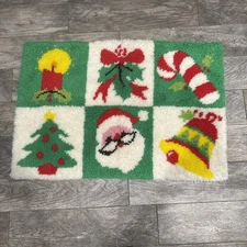 Vtg Christmas Latch Hook Rug Wall Hanging 35”x 24” Patchwork🎅 🌲 🔔 🕯️
