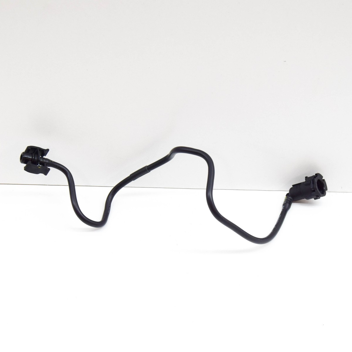 VOLVO XC90 MK2 Expansion Tank Bleeder Hose 32252301 NEW