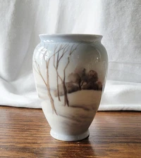 VTG Danish 1915-1947 Bing & Grøndahl (B&G) "Winter Landscape" Porcelain Bud Vase