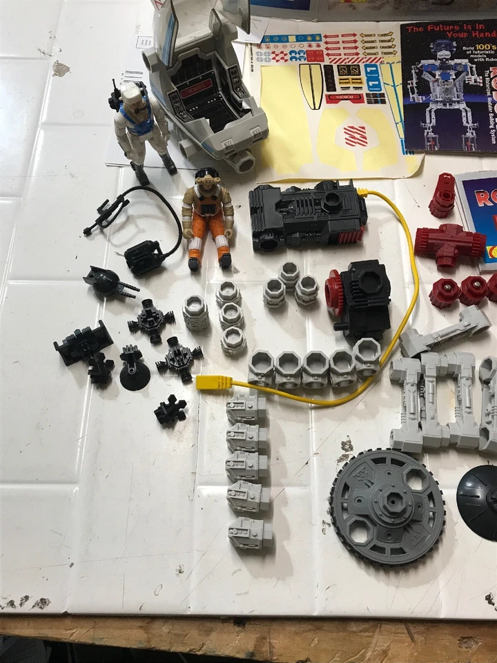 ROBOTIX SPACE COPTER CONSTRUCTION SYSTEM 1997 - Image 3 of 4
