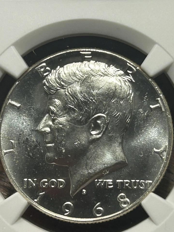 1968 D NGC MS64  (STAR )KENNEDY HALF DOLLAR 40% SILVER BUSINESS STRIKE 50C - Image 3 of 4