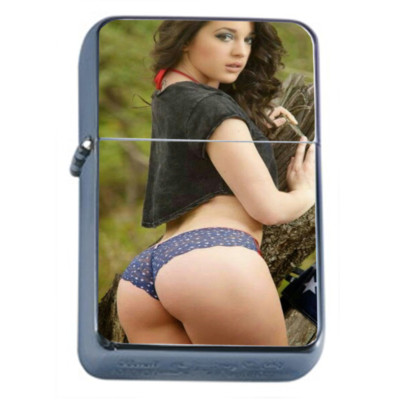 Country Pin Up Girls D14 Flip Top Oil Lighter Wind Resistant 