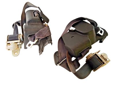1975 TOYOTA COROLLA 3 Point Seat Belt Set W/ Plastic Covers 142103 Toki Rika Co.