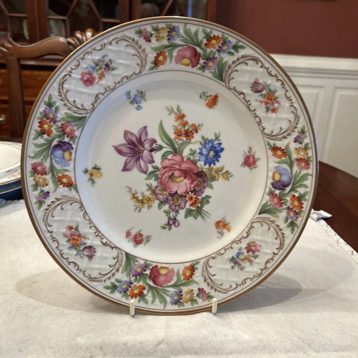 Dresden Plate In Antique Ceramic & Porcelain Plates & Chargers for