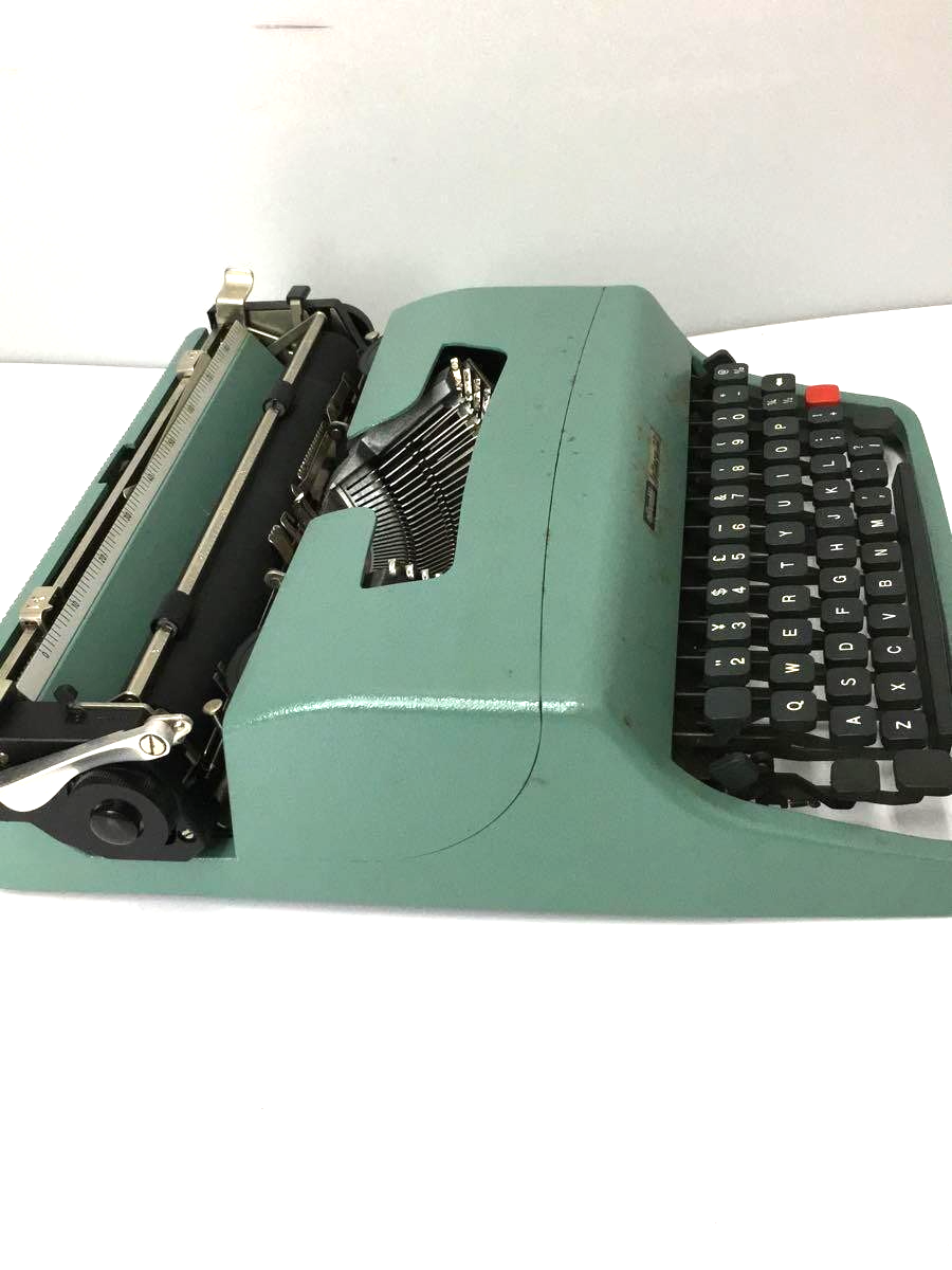 アンティーク雑貨 Gucci for olivetti lettera 32 アンティーク雑貨 Gucci for olivetti lettera 32 Gucci Olivetti