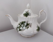 Royal Albert Teapot Trillium Large Bone China 2 Minor Chips Useable Please Read