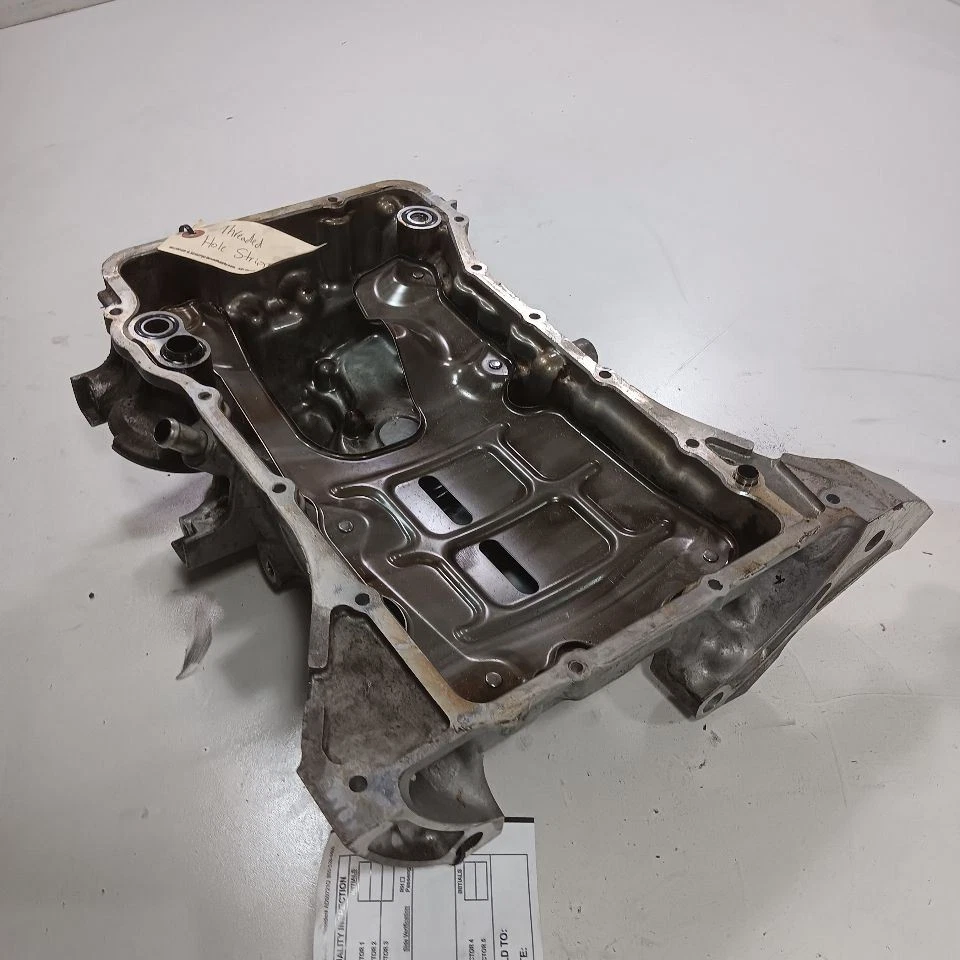 Cacerola de aceite 1,5 L turbo hatchback para Honda Civic 17-21 Foto 2 de 4