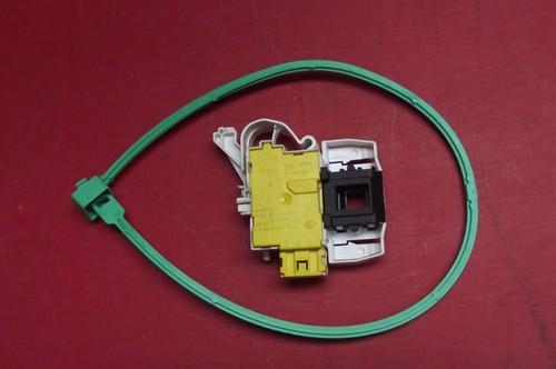 Waschmaschine INDESIT IWE71451B ECO UK Türschloss