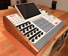 Akai MPC X SE Standalone Sampler Sequencer