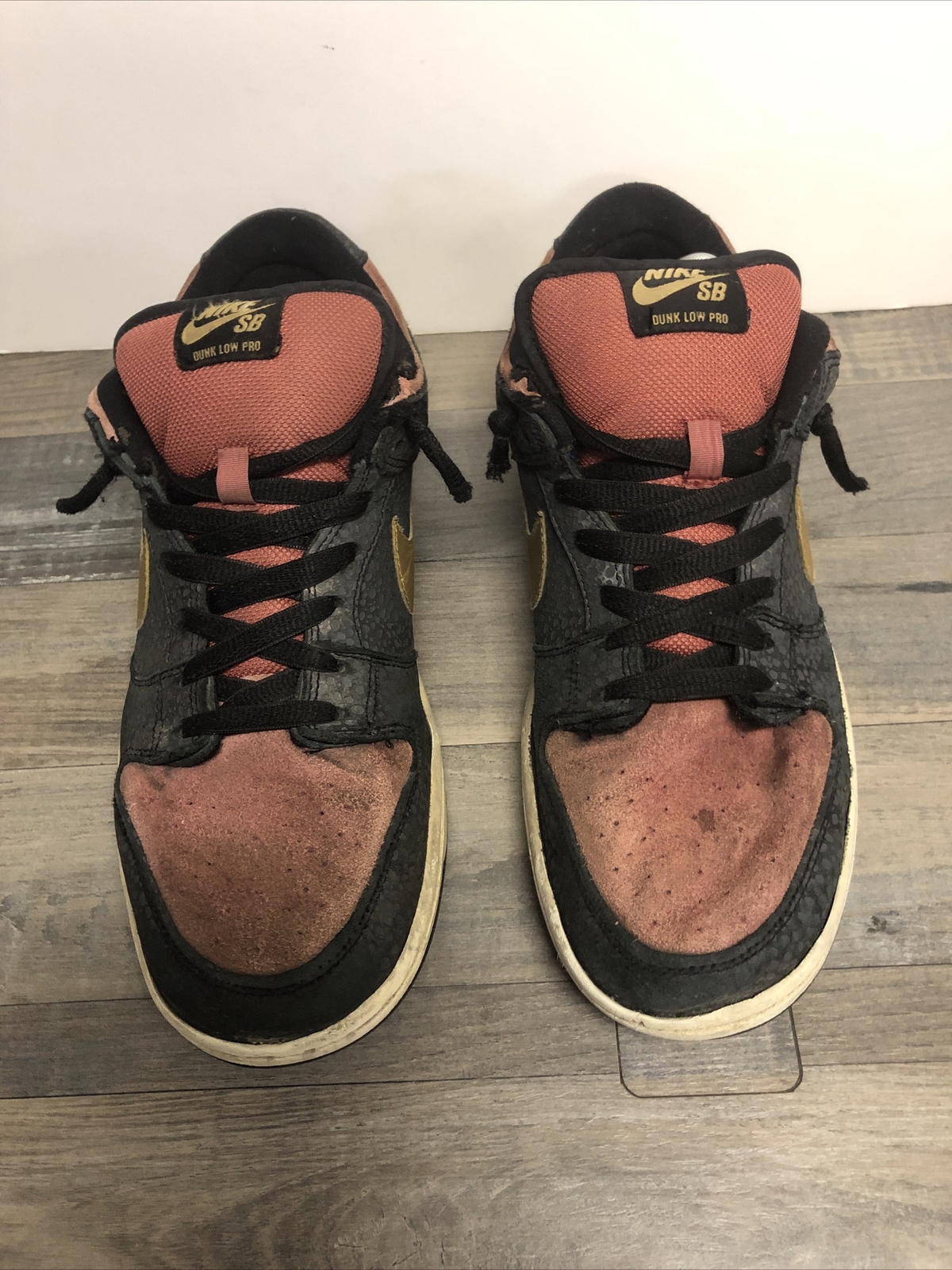 nike sb dunk low walk of fame