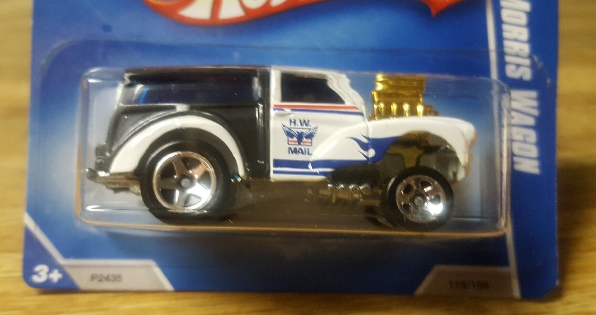 Hot Wheels 2001 Morris Wagon ミニカー Hot Wheels 2001 First Editions Green Morris Wagon Toy Car