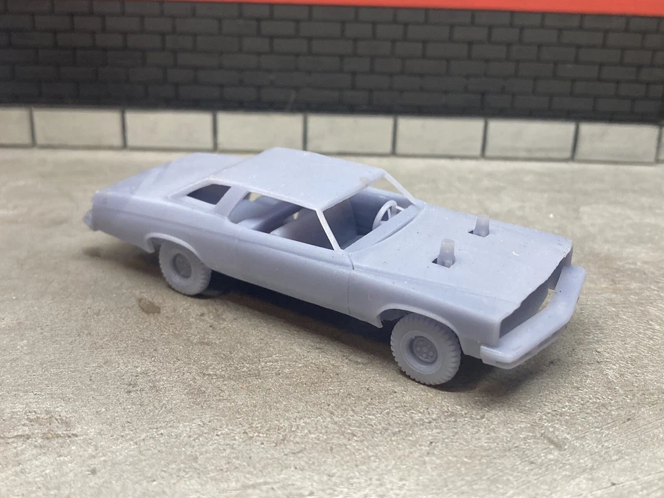 Coche de demostración Buick Demolition Derby 1975 impreso en 3D escala 1/64 para diorama fundido a presión Foto 2 de 4