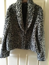 Etam Boutique Womens Size 12 Leopard Effect Coat