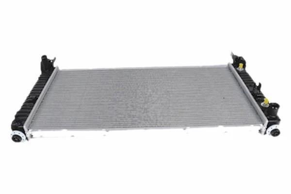 For Chevy Silverado 1500 99-13 GM Original Equipment Engine Coolant Radiator Foto 2 de 3