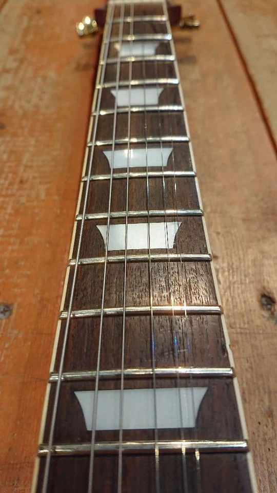 YAMAHA SL380 Les Paul Sunburst Electric Guitar Used Product Shipping From Japan - image 4 of 4