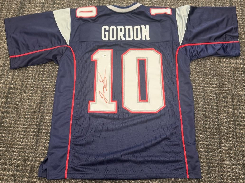 JOSH GORDON SIGNED AUTO JERSEY JSA WITNESSED #WB876073 **NEW ENGLAND PATRIOTS**