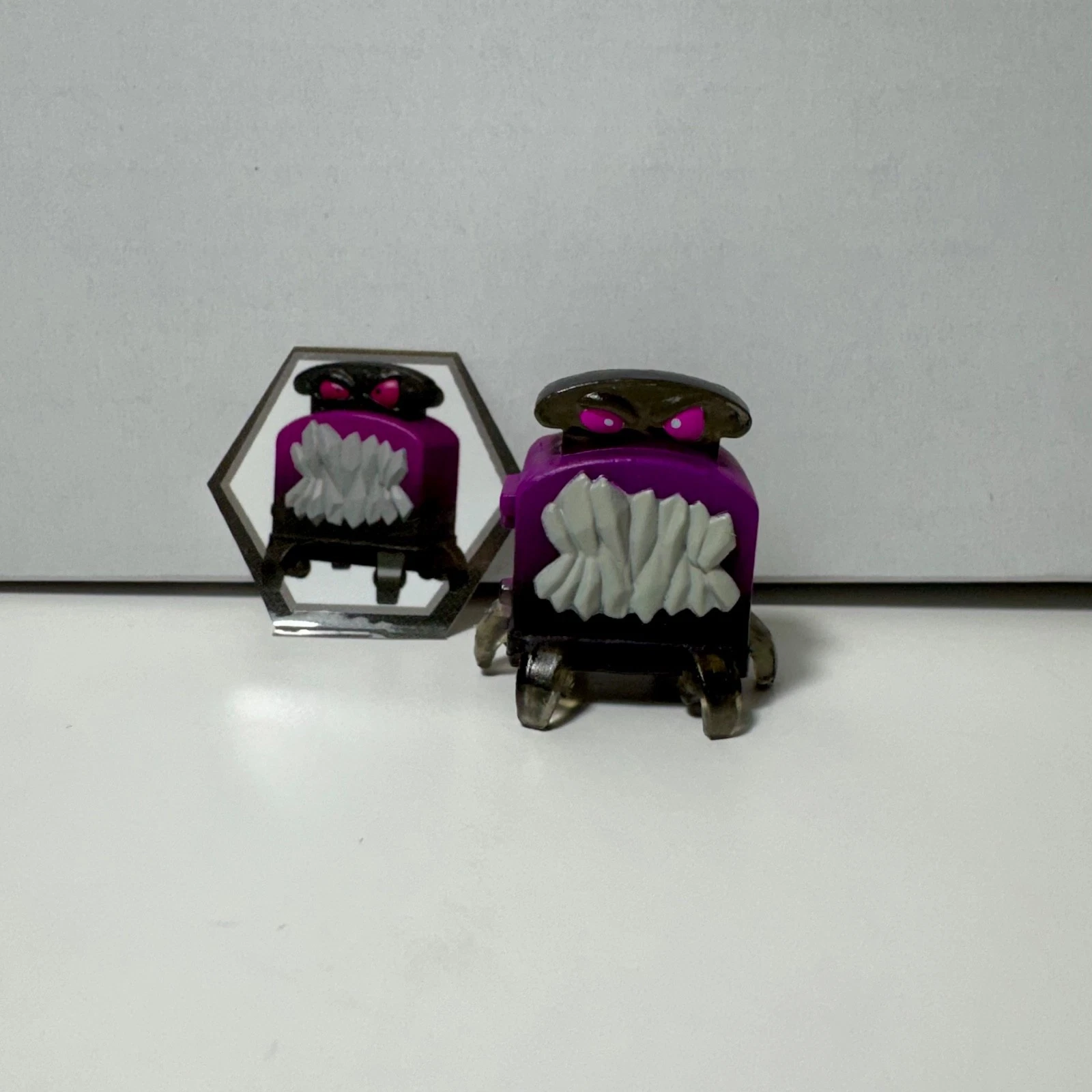 Fusion- Terror Toaster (common, translucent)