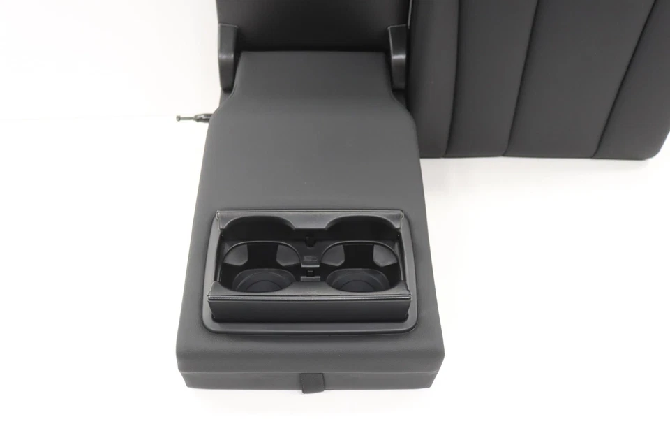 BMW 330I 2020 asiento trasero Foto 2 de 4