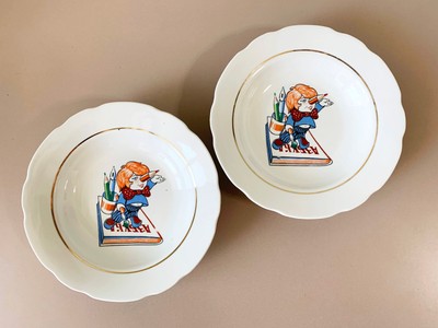 2er Set Vintage Keramik Kinderschalen mit ''Карандаш'' (Bleistift) - Sowjetisch