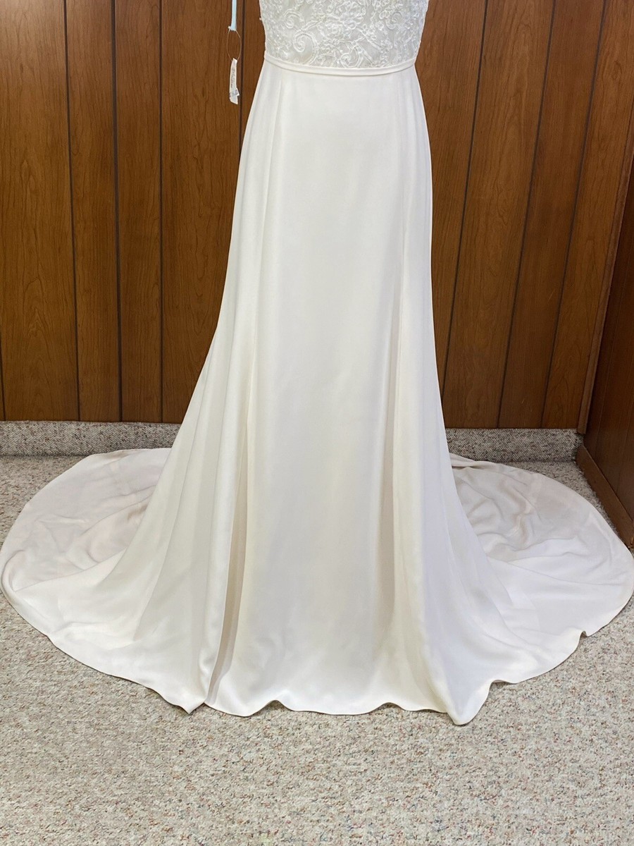 Carolina Herrera Hannah Illusion Lace Open-Back Silk-Georgette Gown Size