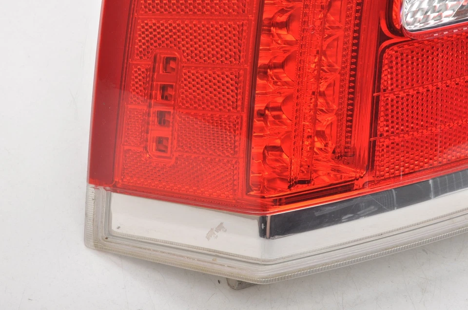VOLVO V70 III Lift LED Luz Trasera Izquierda - Imagen 4 de 4