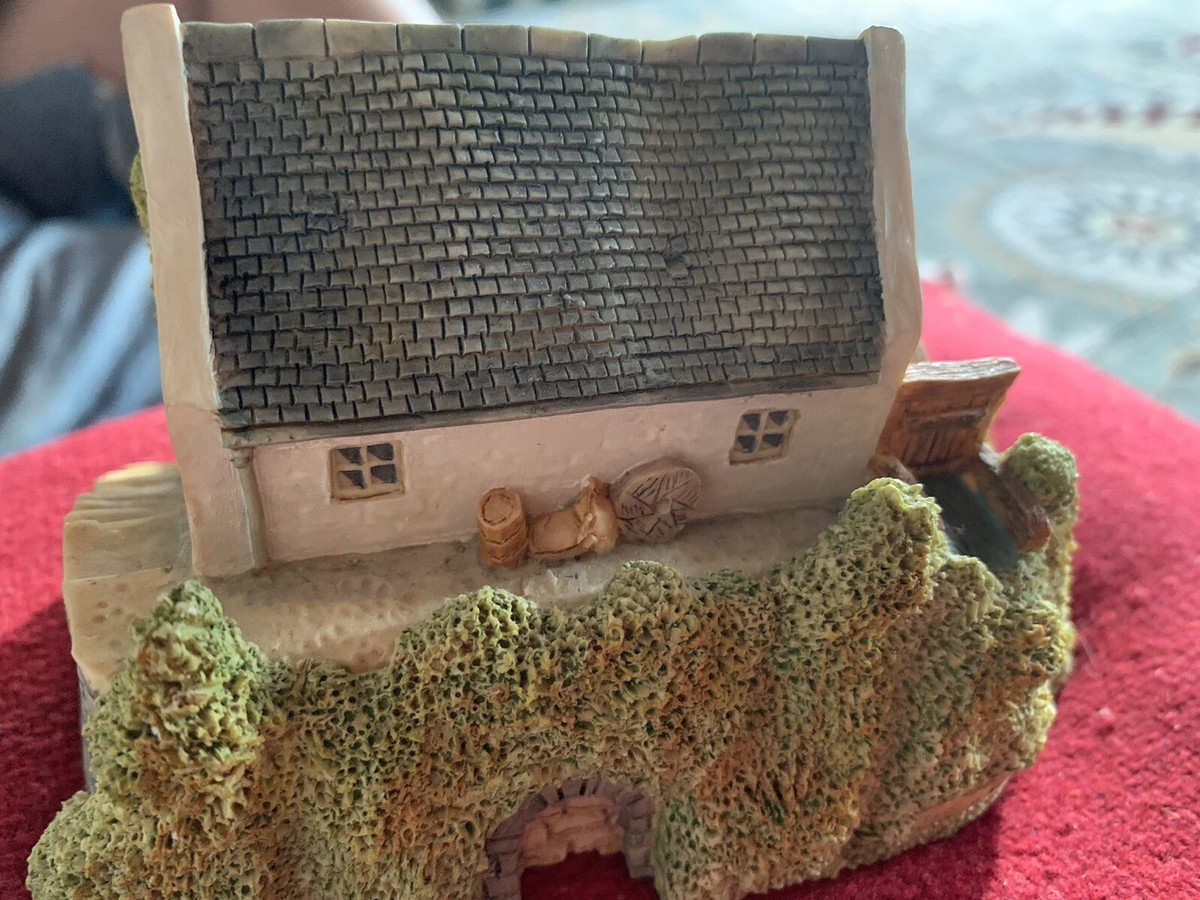 Lilliput Lane Collectibles | eBay