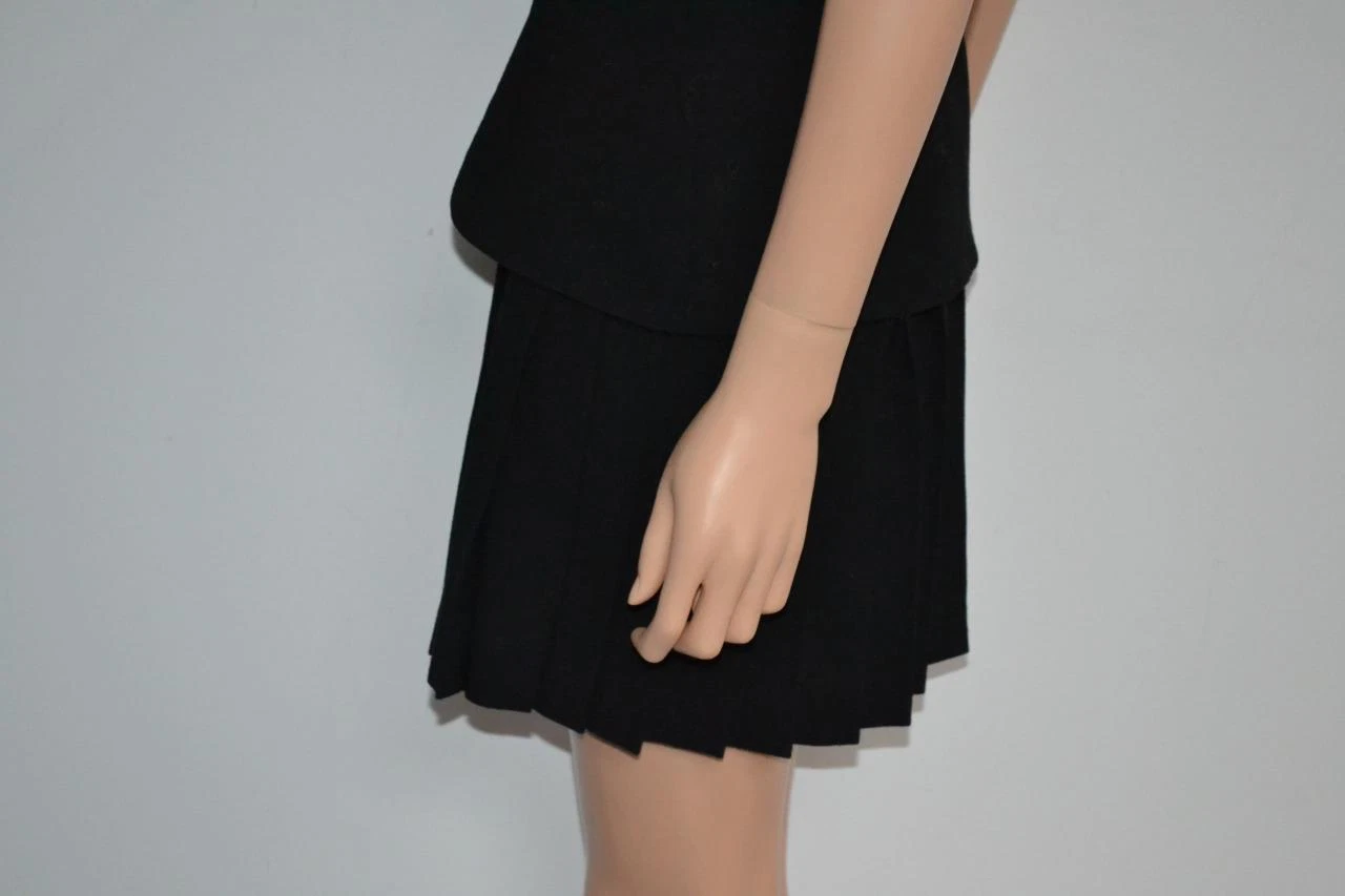 Abito Alexander McQueen nero in lana senza maniche con pieghe taglia 40 US 4