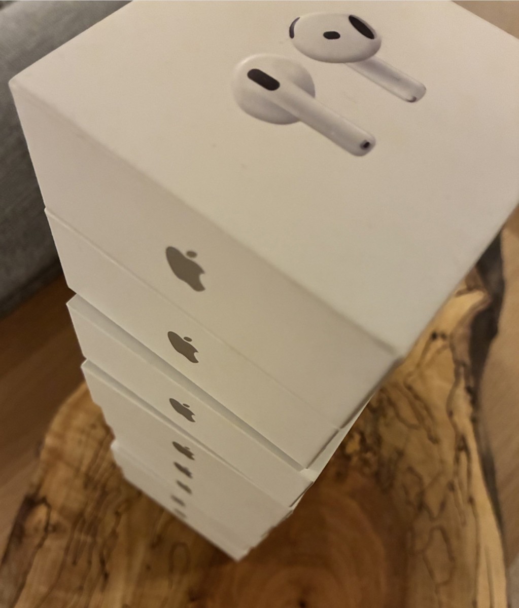 NIB New Apple AirPods 4 Air pods 4 White ( MXP63LL/A ) Genuine