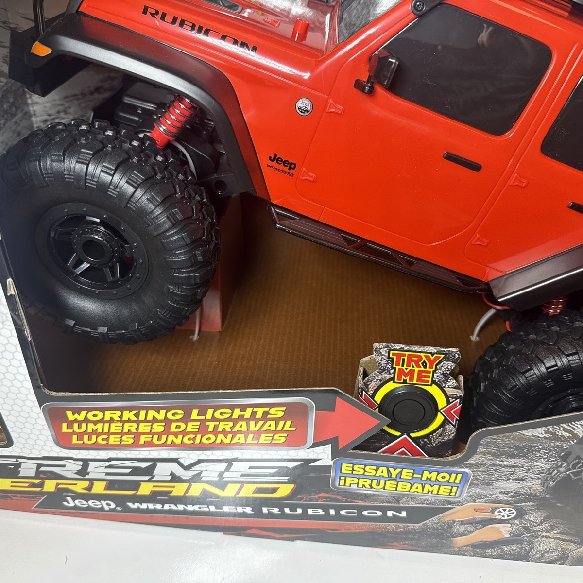 Maisto Tech RC - Jeep Wrangler Rubicon RED /BLUE Xtreme Overland